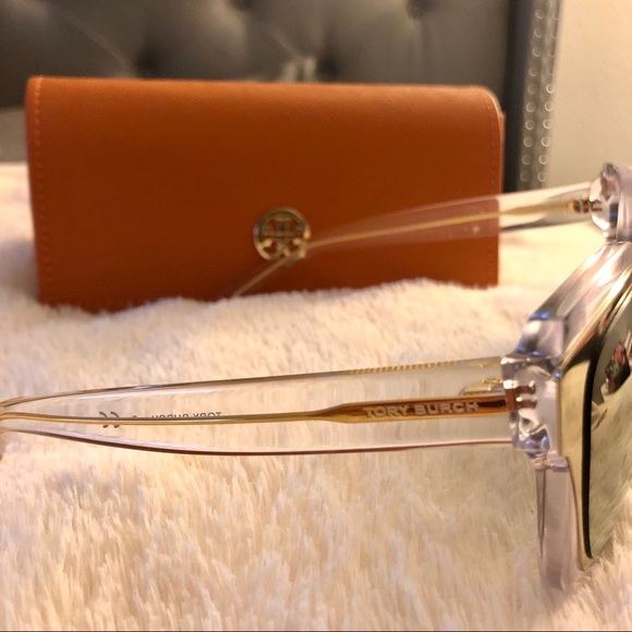 TORY BURCH SUNGLASSES - Picture 3 of 4